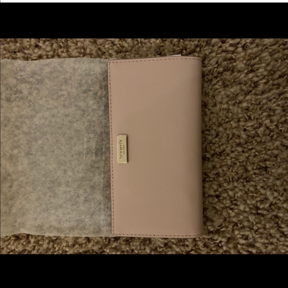 FLASH SALE❗️ Kate Spade Laurel Way Stacy Wallet - Picture 3 of 7